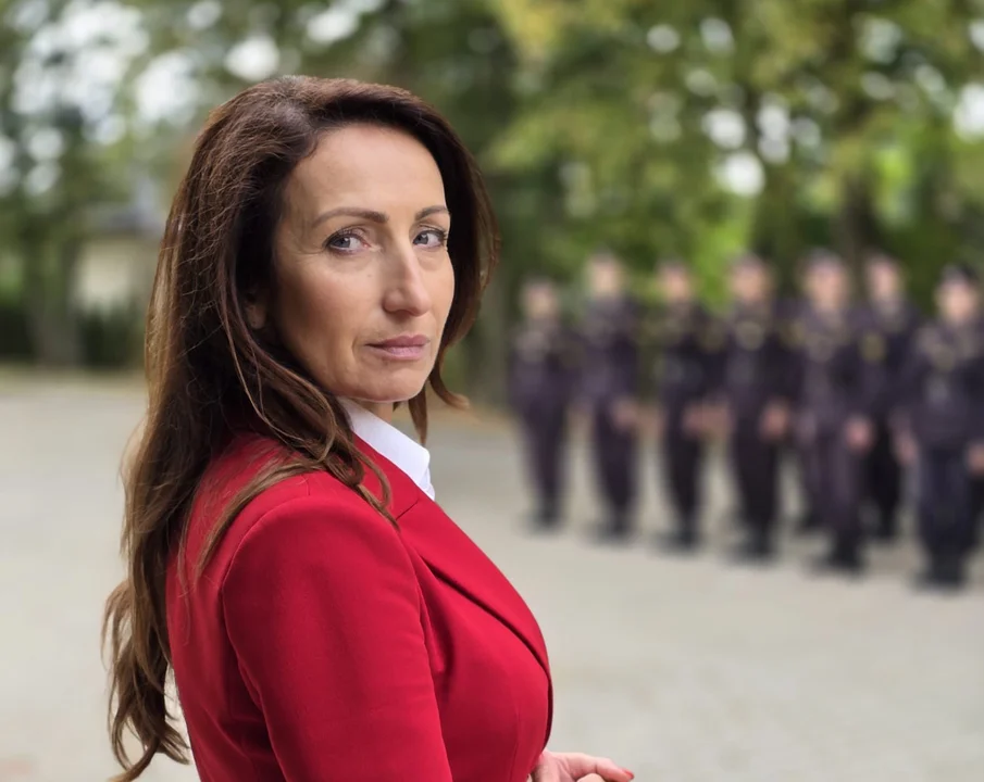 „Czołem, pani starosto!” Poszło w Polskę. Kto tu naprawdę się skompromitował? - Zdjęcie główne