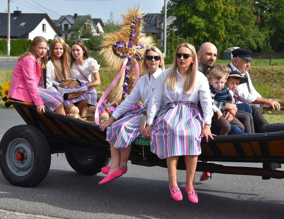 Takiej niedzieli w Miętnem dawno nie było. Tłumy, emocje i muzyka [Zdjęcia Cz. 1] - Zdjęcie główne