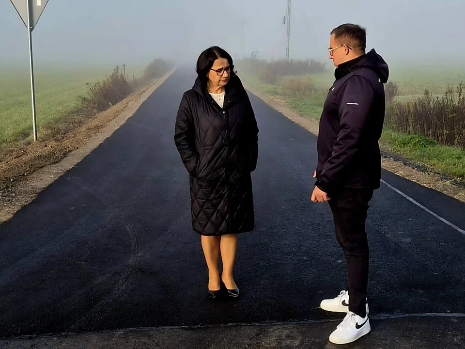 Nowa nawierzchnia i pobocza. Gmina Żelechów zakończyła kolejną inwestycję drogową