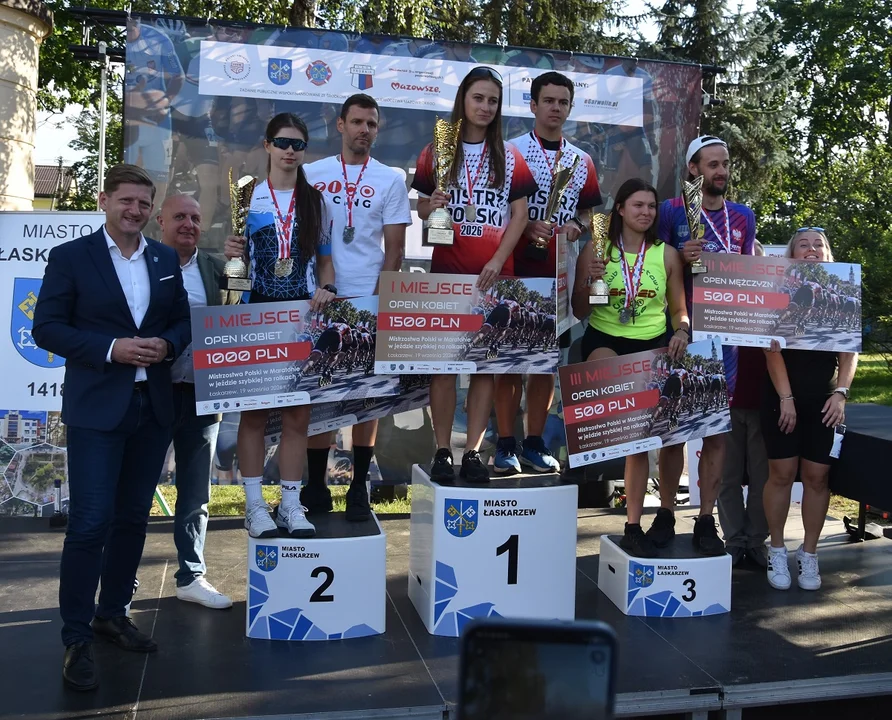 Łaskarzew: Do pokonania śmiałkowie mieli 3 pętle po 14 km 760 m [Zdjęcia Cz. 2] - Zdjęcie główne