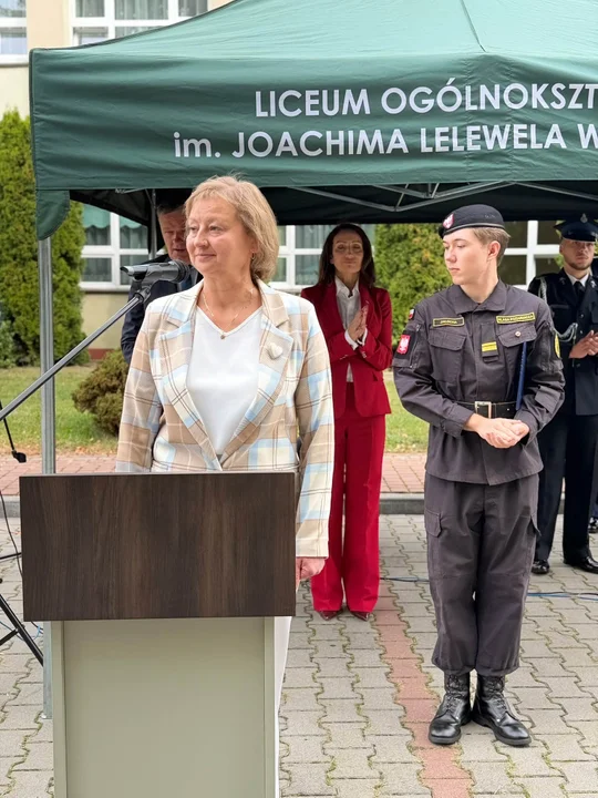 „Czołem, pani starosto!” Poszło w Polskę. Kto tu naprawdę się skompromitował?